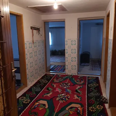 Vakantiehuis Vikendica Hasan U Srcu Doline Bosanskih Piramida *