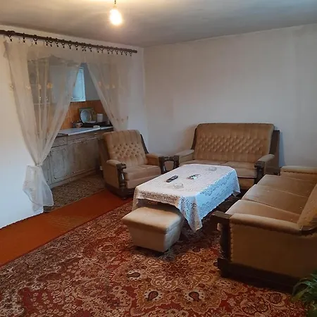 Vikendica Hasan U Srcu Doline Bosanskih Piramida Vakantiehuis