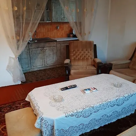 Vikendica Hasan U Srcu Doline Bosanskih Piramida Vakantiehuis *