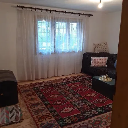 Vikendica Hasan U Srcu Doline Bosanskih Piramida * Visoko