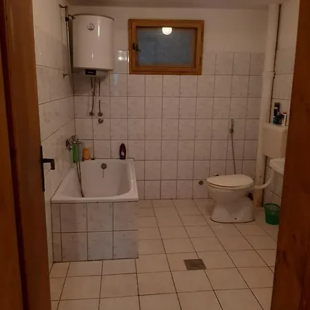 Vikendica Hasan U Srcu Doline Bosanskih Piramida * Visoko